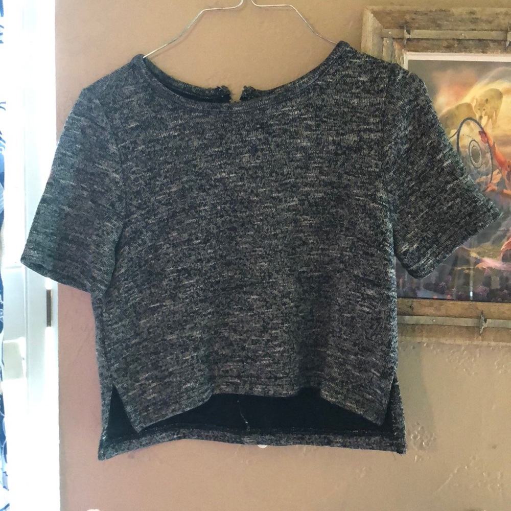 Crop top